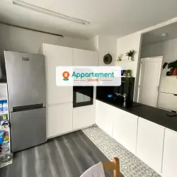 Appartement 4 pièces 65,15 m2 Grenoble à vendre